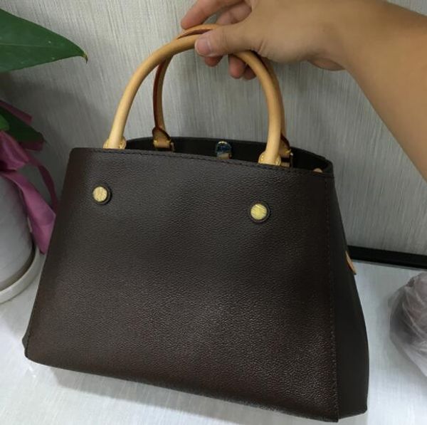 brand shoulder bags genuine leather montaigne luxury handbags wallets victoire women bag designer totes messenger bags
brand shoulder bags genuine leather montaigne luxury handbags wallets victoire women bag designer totes messenger bags