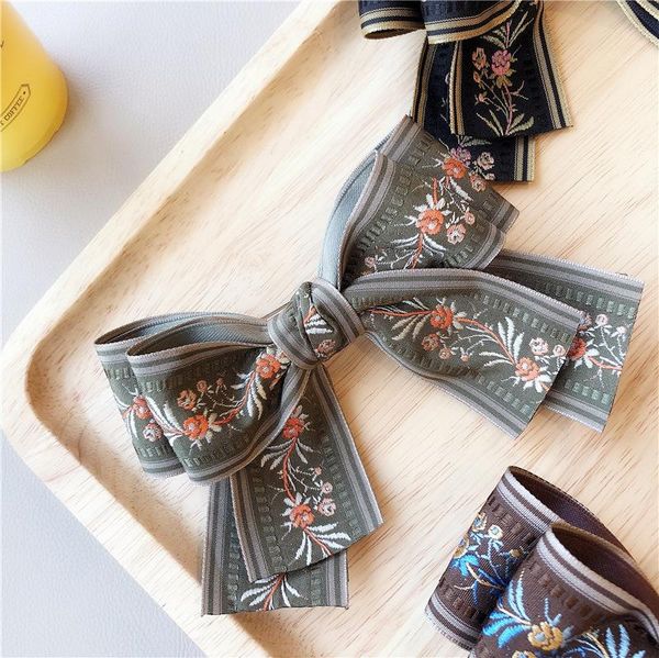 women korean modal hair clips girl vintage bow embroidery hairpins accessories
women korean modal hair clips girl vintage bow embroidery hairpins accessories