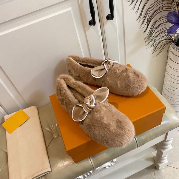 college style autumn and winter new korean simple sandals fashion lamb wool women shoes warm flat single comfortable low-casual leather velv, Black
college style autumn and winter new korean simple sandals fashion lamb wool women shoes warm flat single comfortable low-casual leather velv, Black