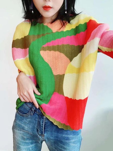 knits miyake fashion joker loose batwing sleeve fold in geometric print t-shirt stock, White
knits miyake fashion joker loose batwing sleeve fold in geometric print t-shirt stock, White