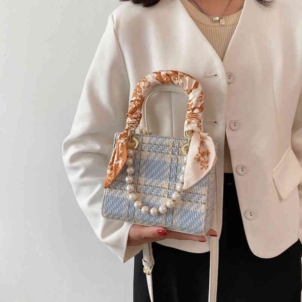 french design bag women's summer 2021 new fashion silk scarf pearl chain portable bag single shoulder messenger princess bag
french design bag women's summer 2021 new fashion silk scarf pearl chain portable bag single shoulder messenger princess bag