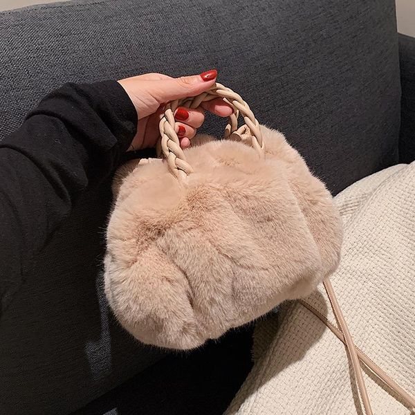 evening bags 2021korean version of plush women's bag fashion trend single shoulderbag messengerbag handbag mobile phone
evening bags 2021korean version of plush women's bag fashion trend single shoulderbag messengerbag handbag mobile phone