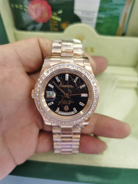 with original box luxury watches 41mm mens 18k yellow gold black dial bigger diamond automatic fashion brand men's watch wristwatch 299, Slivery;brown
with original box luxury watches 41mm mens 18k yellow gold black dial bigger diamond automatic fashion brand men's watch wristwatch 299, Slivery;brown