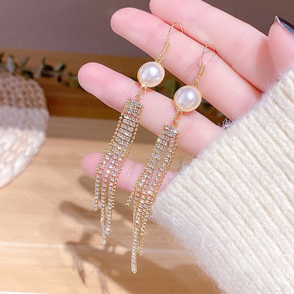 fashion pearl long earrings female moon star flower rhinestone wedding pendant korean jewelry, Golden
fashion pearl long earrings female moon star flower rhinestone wedding pendant korean jewelry, Golden