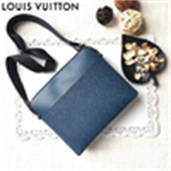 brand designer luxury bcgn diagonal cross package m34409 men handles handbags shoulder messenger bags totes iconic cross body bags clutc, Black;red
brand designer luxury bcgn diagonal cross package m34409 men handles handbags shoulder messenger bags totes iconic cross body bags clutc, Black;red