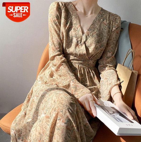 zhi chenxi waist v-neck flared sleeve floral dress new loose long-sleeved temperament long 3367 #jy8u, Black;gray
zhi chenxi waist v-neck flared sleeve floral dress new loose long-sleeved temperament long 3367 #jy8u, Black;gray