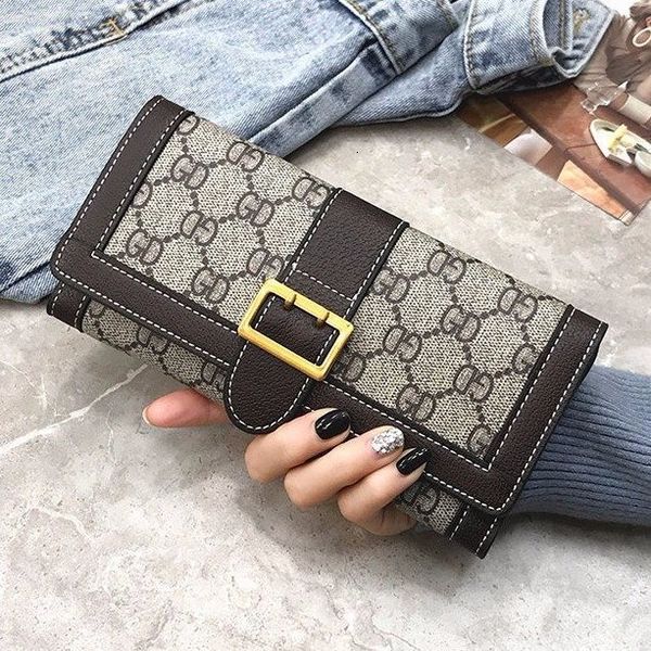 classic wallets 2021 fashion purse women's long business leisure handbag mother, Red;black
classic wallets 2021 fashion purse women's long business leisure handbag mother, Red;black