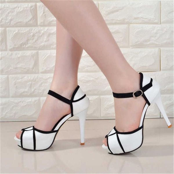 sandals summer buckle women's shoes t-taiwan catwalk models show car fish mouth fine with high heels young daily shoe 34-41, Black
sandals summer buckle women's shoes t-taiwan catwalk models show car fish mouth fine with high heels young daily shoe 34-41, Black