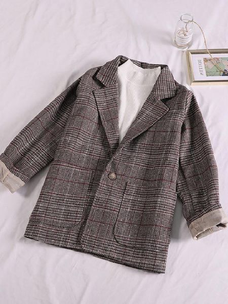 autumn korean vintage plaid blazers women fashion notched single button long sleeve large pockets chic loose blazer for female women's, White;black
autumn korean vintage plaid blazers women fashion notched single button long sleeve large pockets chic loose blazer for female women's, White;black