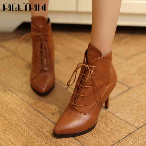 boots female short plush warm solid brand shoes pointed toe lace high heel ankle women casual design boots, Black
boots female short plush warm solid brand shoes pointed toe lace high heel ankle women casual design boots, Black