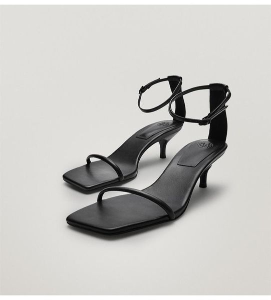 sandals white&black party women 2021 summer england style fashion simple thin heel shoes woman
sandals white&black party women 2021 summer england style fashion simple thin heel shoes woman