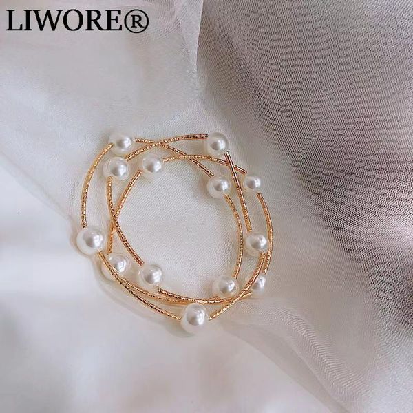 link, chain high sense of multi-layer pearl bracelet women's irregular charm fashion golden geometric female jewelry, Black
link, chain high sense of multi-layer pearl bracelet women's irregular charm fashion golden geometric female jewelry, Black