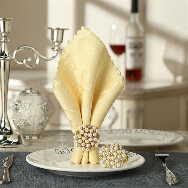 6pcs/metal pearl inlaid napkin ring deskdecoration used for family party, cocktail el holiday rings
6pcs/metal pearl inlaid napkin ring deskdecoration used for family party, cocktail el holiday rings