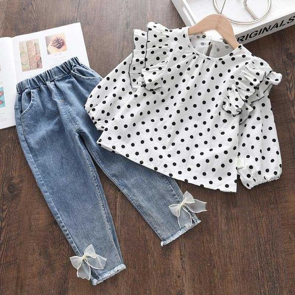 menoea baby girls clothing sets 2021 infant collar polka dot t-shirt flying sleeve denim trousers 2pcs suit children outfit p0831, White
menoea baby girls clothing sets 2021 infant collar polka dot t-shirt flying sleeve denim trousers 2pcs suit children outfit p0831, White