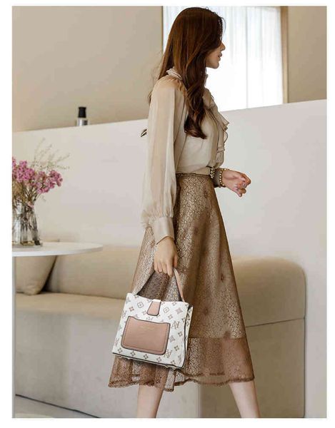 2022 factory outlet women summer texture portable women's bag fashion printing large capacity single shoulder messenger bag v8ni
2022 factory outlet women summer texture portable women's bag fashion printing large capacity single shoulder messenger bag v8ni