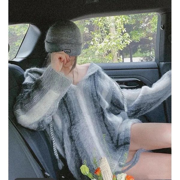 women's sweaters tsxt fall/winter 2021 hooded knitwear design is a niche lazy sweater, White;black
women's sweaters tsxt fall/winter 2021 hooded knitwear design is a niche lazy sweater, White;black