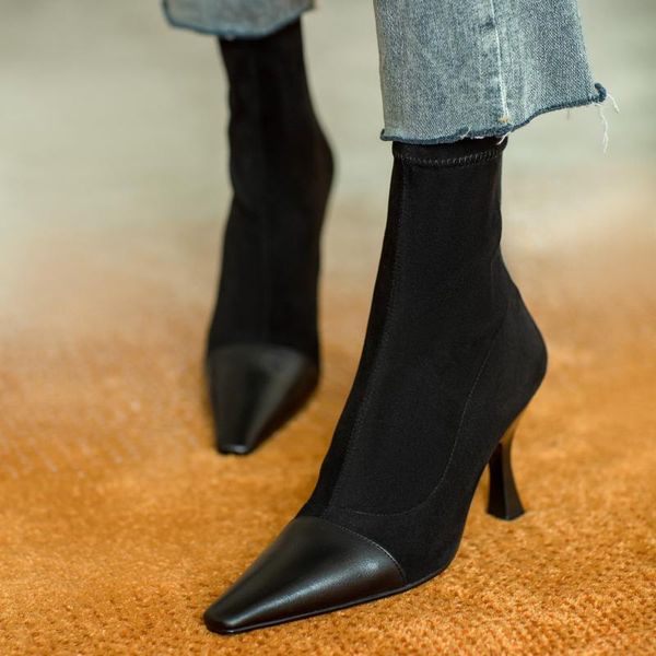 dress shoes 2021 spring and autumn color matching leather short boots women's fashion all-match pointed toe stiletto x330, Black
dress shoes 2021 spring and autumn color matching leather short boots women's fashion all-match pointed toe stiletto x330, Black