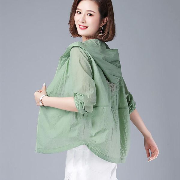 women's jackets 2021 summer women jacket thin coat sunscreen long sleeve hooded coats female windbreaker outerwear plus size p792, Black;brown
women's jackets 2021 summer women jacket thin coat sunscreen long sleeve hooded coats female windbreaker outerwear plus size p792, Black;brown