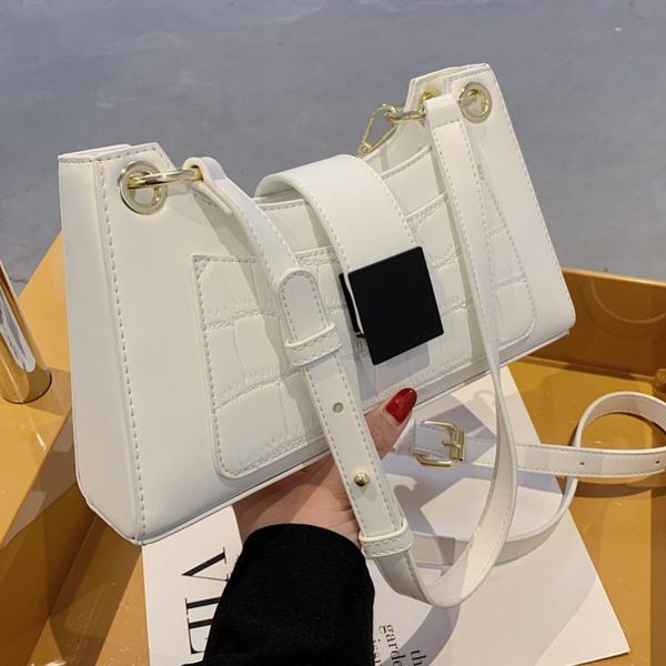 evening bags high sense of western style bag female summer2021 trendy fashion texture portable messenger all-match one-shoulder armpit
evening bags high sense of western style bag female summer2021 trendy fashion texture portable messenger all-match one-shoulder armpit