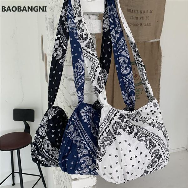 evening bags cotton printing handbag female teenager casual ethnic soft fabric small sling slouch messenger bag
evening bags cotton printing handbag female teenager casual ethnic soft fabric small sling slouch messenger bag