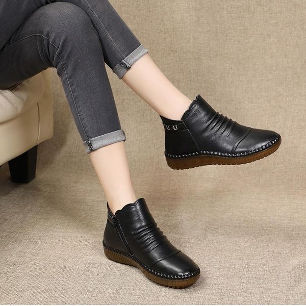 boots shoes autumn and winter soft soles for genuine leather mother stitched cotton middle-aged elderly non warm, Black
boots shoes autumn and winter soft soles for genuine leather mother stitched cotton middle-aged elderly non warm, Black