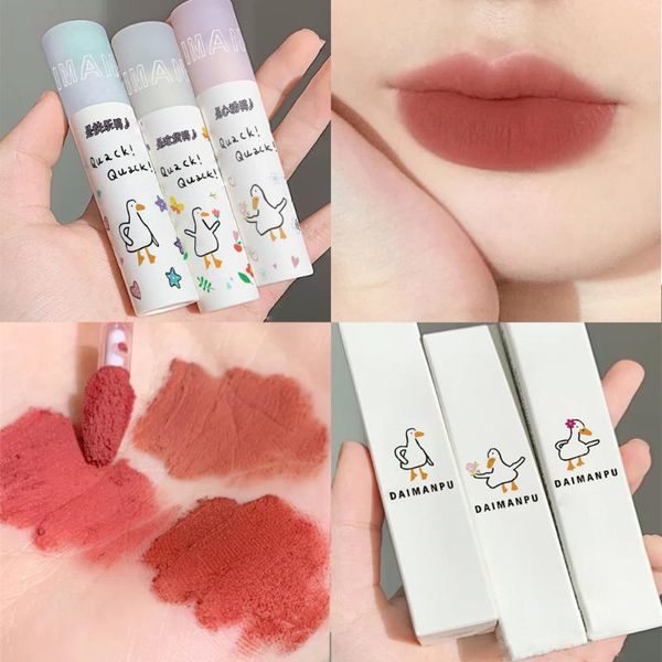 lip gloss 6 color little duck mud glaze velvet natural matte liquid lipstick waterproof long lasting makeup cosmetic
lip gloss 6 color little duck mud glaze velvet natural matte liquid lipstick waterproof long lasting makeup cosmetic