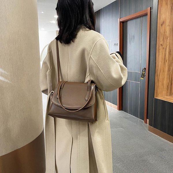 evening bags 2021 winter leather shoulder women's bag chain designer messenger fashion girl
evening bags 2021 winter leather shoulder women's bag chain designer messenger fashion girl