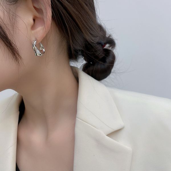 real gold electroplating 925 silver needle irregular earrings fashion earrings net red light luxury elegant earrings female
real gold electroplating 925 silver needle irregular earrings fashion earrings net red light luxury elegant earrings female