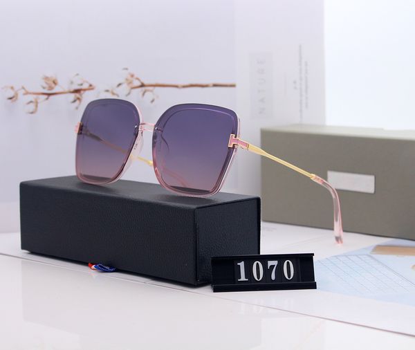 021 new men and women polarized color film sun tom sunglasses square frame face slimming glasses all-match 1070, White;black
021 new men and women polarized color film sun tom sunglasses square frame face slimming glasses all-match 1070, White;black