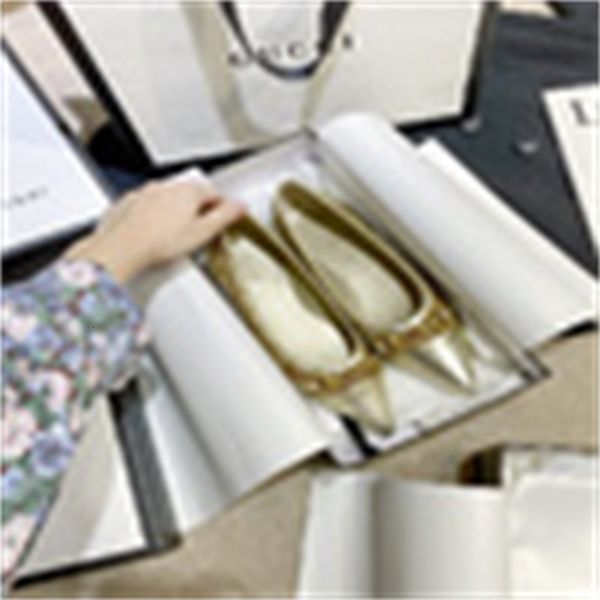 brand designer luxury 43dc women high heels sandals slippers mules slides pumps loafers ballerinas sneakers dress shoes, Black;white
brand designer luxury 43dc women high heels sandals slippers mules slides pumps loafers ballerinas sneakers dress shoes, Black;white