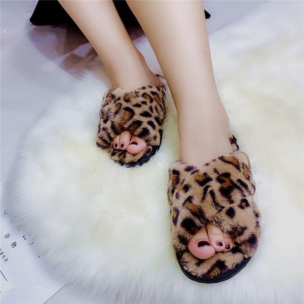autumn and winter women's 100% handmade wool cross plush slippers indoor cotton fashion leopard print flat non-slip, Black
autumn and winter women's 100% handmade wool cross plush slippers indoor cotton fashion leopard print flat non-slip, Black