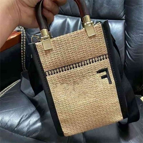 new straw woven mini tote bag seaside holiday knitting handbag one shoulder messenger women's fashion bag, Red;blue
new straw woven mini tote bag seaside holiday knitting handbag one shoulder messenger women's fashion bag, Red;blue