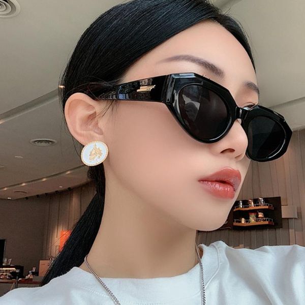 outdoor eyewear personality oval sunglasses women 2021 design fashion sun glasses female men vintage shades gafas uv400
outdoor eyewear personality oval sunglasses women 2021 design fashion sun glasses female men vintage shades gafas uv400