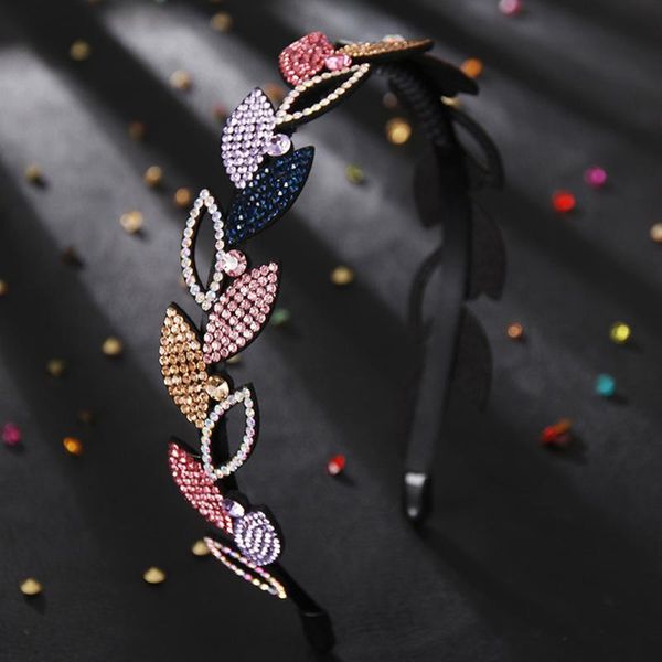 retro broadside leaves head wear luxury headband for women rhinestone non-slip border girls hairpin fancy hair accessories gift clips & barr, Golden;silver
retro broadside leaves head wear luxury headband for women rhinestone non-slip border girls hairpin fancy hair accessories gift clips & barr, Golden;silver