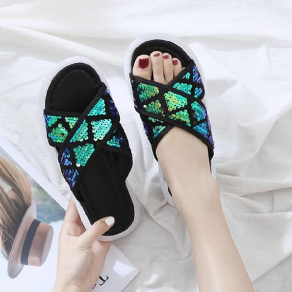 slippers 2021 summer ladies sandals and wear fashion sequins cross flat bottom women's shoes students korean version, Black
slippers 2021 summer ladies sandals and wear fashion sequins cross flat bottom women's shoes students korean version, Black