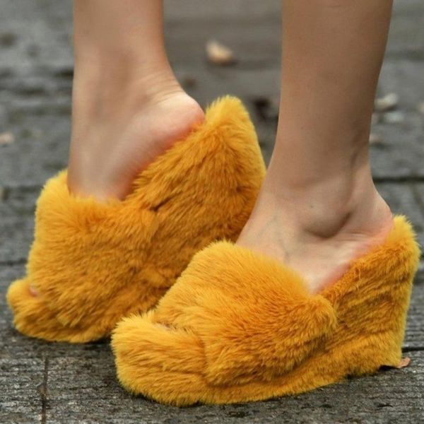 slippers wedge women fur sandals 2021 high heels furry home plush slides ladies platform fluffy sandalias de mujer feminino, Black
slippers wedge women fur sandals 2021 high heels furry home plush slides ladies platform fluffy sandalias de mujer feminino, Black