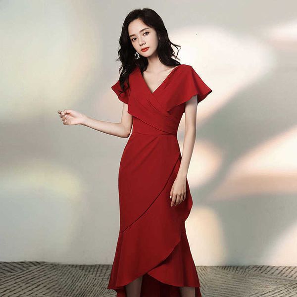luxury evening dress bridal toast 2021 summer red v-neck fishtail atmosphere host banquet evening skirt length, Black;gray
luxury evening dress bridal toast 2021 summer red v-neck fishtail atmosphere host banquet evening skirt length, Black;gray