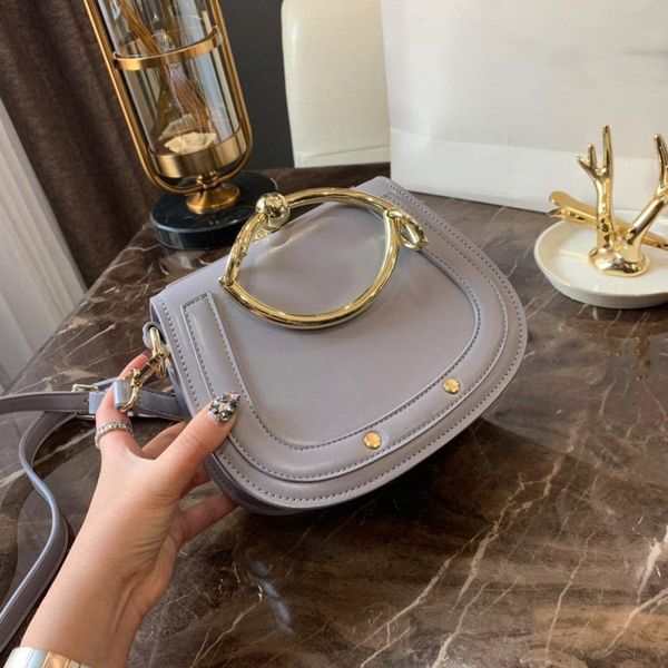 nile bag genuine leather handbag metal ring handle bracelet saddle bags handbags luxury designers female shoulder messenger crossbody with b
nile bag genuine leather handbag metal ring handle bracelet saddle bags handbags luxury designers female shoulder messenger crossbody with b
