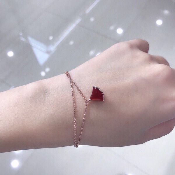 design jewelry baojia fashion plated rose gold four red agate layer skirt white fritillaria fan bracelet suo6, Golden;silver
design jewelry baojia fashion plated rose gold four red agate layer skirt white fritillaria fan bracelet suo6, Golden;silver