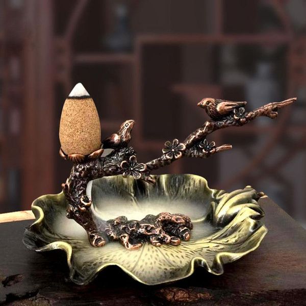 fragrance lamps incense burner creative lotus stove cone reflux holder plum blossom branches home decoration
fragrance lamps incense burner creative lotus stove cone reflux holder plum blossom branches home decoration