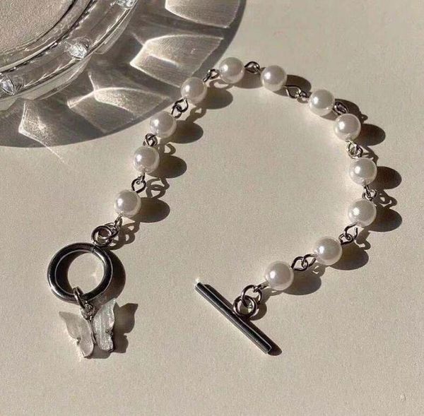 link, chain ins ot buckle niche super fairy butterfly pendant pearl bracelet female temperament wild retro girlfriend student jewelry gift, Black
link, chain ins ot buckle niche super fairy butterfly pendant pearl bracelet female temperament wild retro girlfriend student jewelry gift, Black