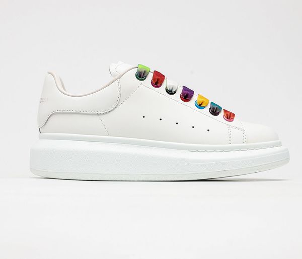 new fashion basketball shoes muffin increased leisure sports walking girls size 35-40
new fashion basketball shoes muffin increased leisure sports walking girls size 35-40