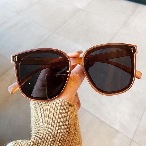 sunglasses 2021 fashion oversized square women trendy men classic design plastic frame glasses retro brand sun mirror uv400, White;black
sunglasses 2021 fashion oversized square women trendy men classic design plastic frame glasses retro brand sun mirror uv400, White;black