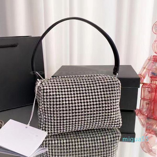 5a underarm bag designer luxury female tote bag, fashion luxury rhinestone makeup bag, large capacity travel shoulder bag duffel
5a underarm bag designer luxury female tote bag, fashion luxury rhinestone makeup bag, large capacity travel shoulder bag duffel