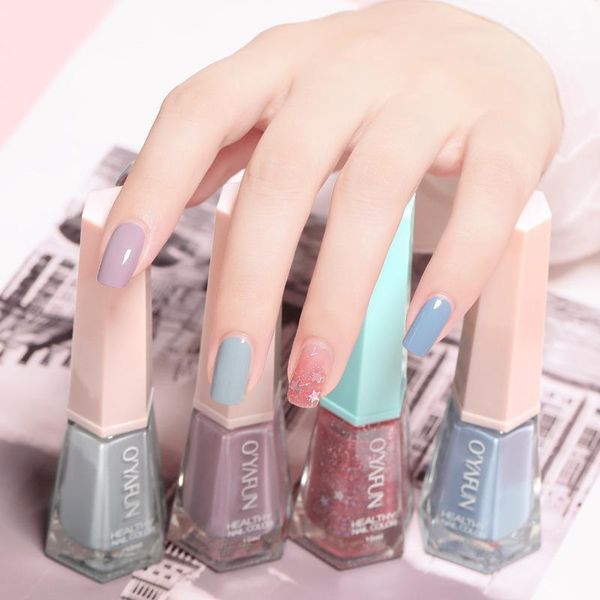 oyafun sequins no-bake nail polish is a durable quick-drying water-based tear pull available in multiple colors1
oyafun sequins no-bake nail polish is a durable quick-drying water-based tear pull available in multiple colors1