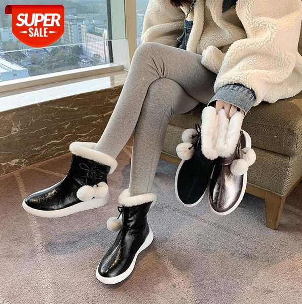 fur one-piece snow boots women fashion korean style patent leather anti-skid anti-slip anti-horizontal short-tube cotton #a476
fur one-piece snow boots women fashion korean style patent leather anti-skid anti-slip anti-horizontal short-tube cotton #a476