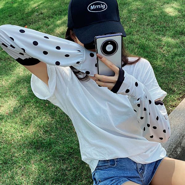 sunscreen sleeve, female ice summer silk hand arm ultraviolet loose style for driving and riding
sunscreen sleeve, female ice summer silk hand arm ultraviolet loose style for driving and riding