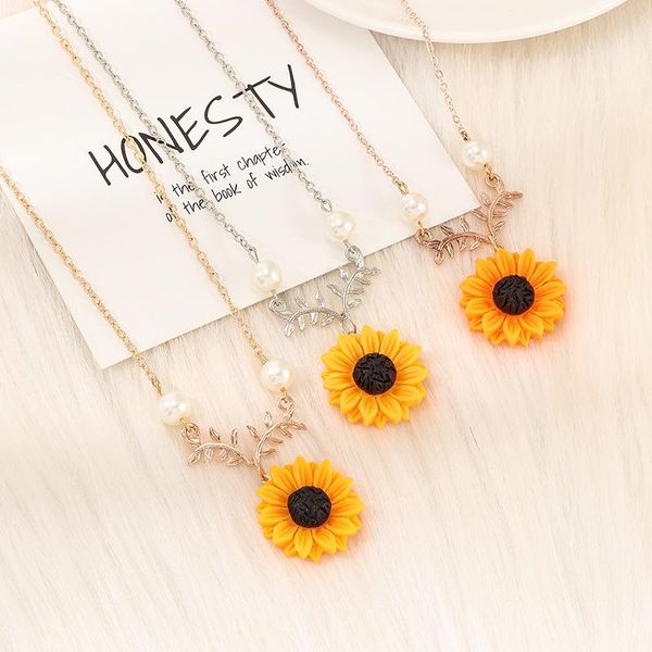 pendant necklaces fashion temperament sunflower necklace for women creative imitation pearls neck chain engagement jewelry accessories, Silver
pendant necklaces fashion temperament sunflower necklace for women creative imitation pearls neck chain engagement jewelry accessories, Silver