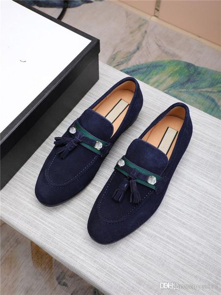 a1 21ss new men luxury dress shoes fashion breathable waterproof mens business shoes solid brogue carved leisure british men shoes 22, Black
a1 21ss new men luxury dress shoes fashion breathable waterproof mens business shoes solid brogue carved leisure british men shoes 22, Black