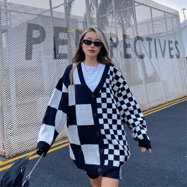 deeptown gothic streetwear plaid patchwork balck oversize sweater cardigan women harajuku punk jumper female mall goth white top, White;black
deeptown gothic streetwear plaid patchwork balck oversize sweater cardigan women harajuku punk jumper female mall goth white top, White;black